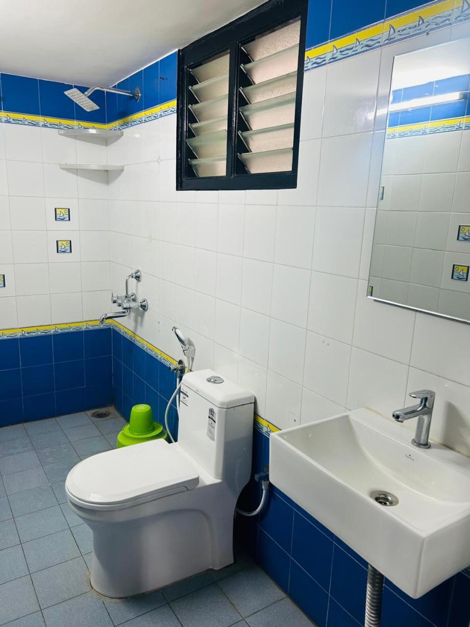 Hotel Queens Comfort Mysore Bagian luar foto