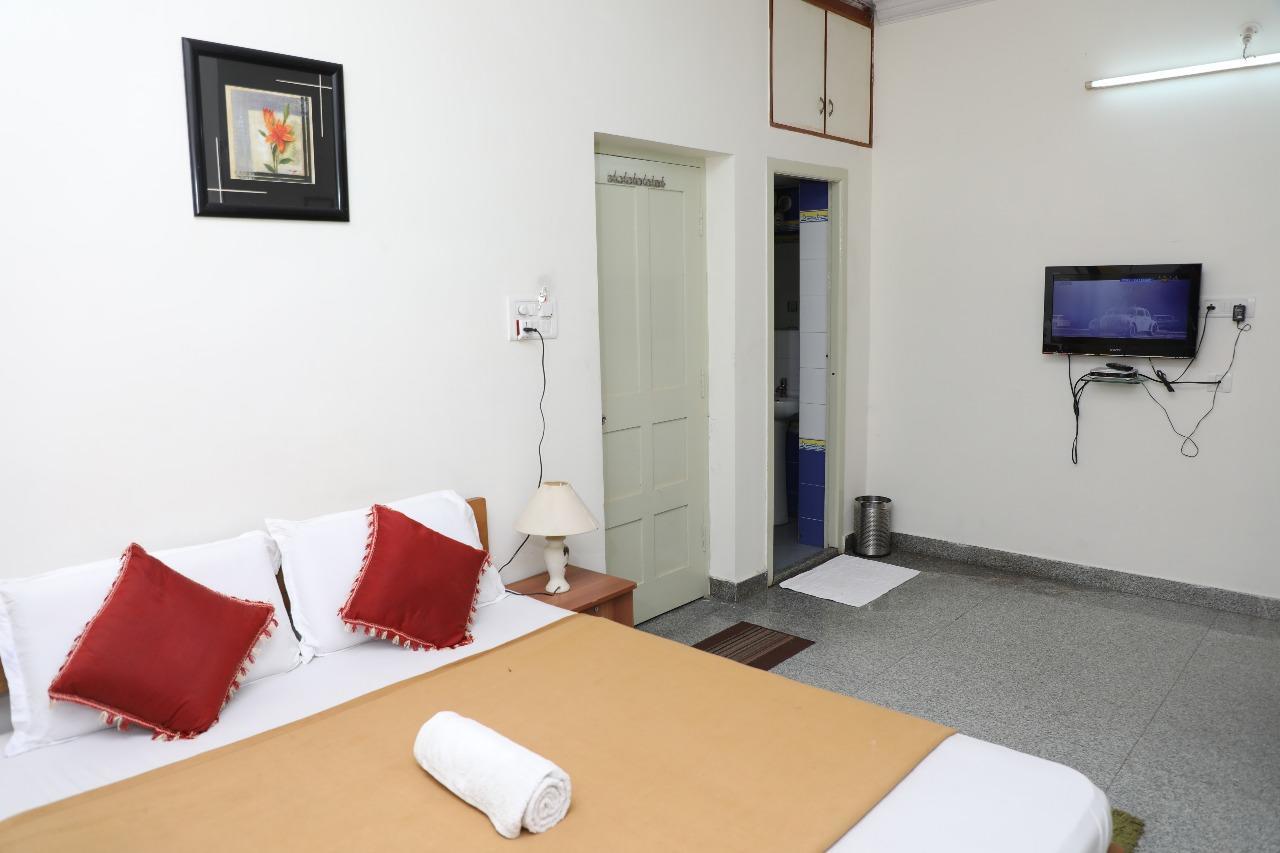 Hotel Queens Comfort Mysore Bagian luar foto