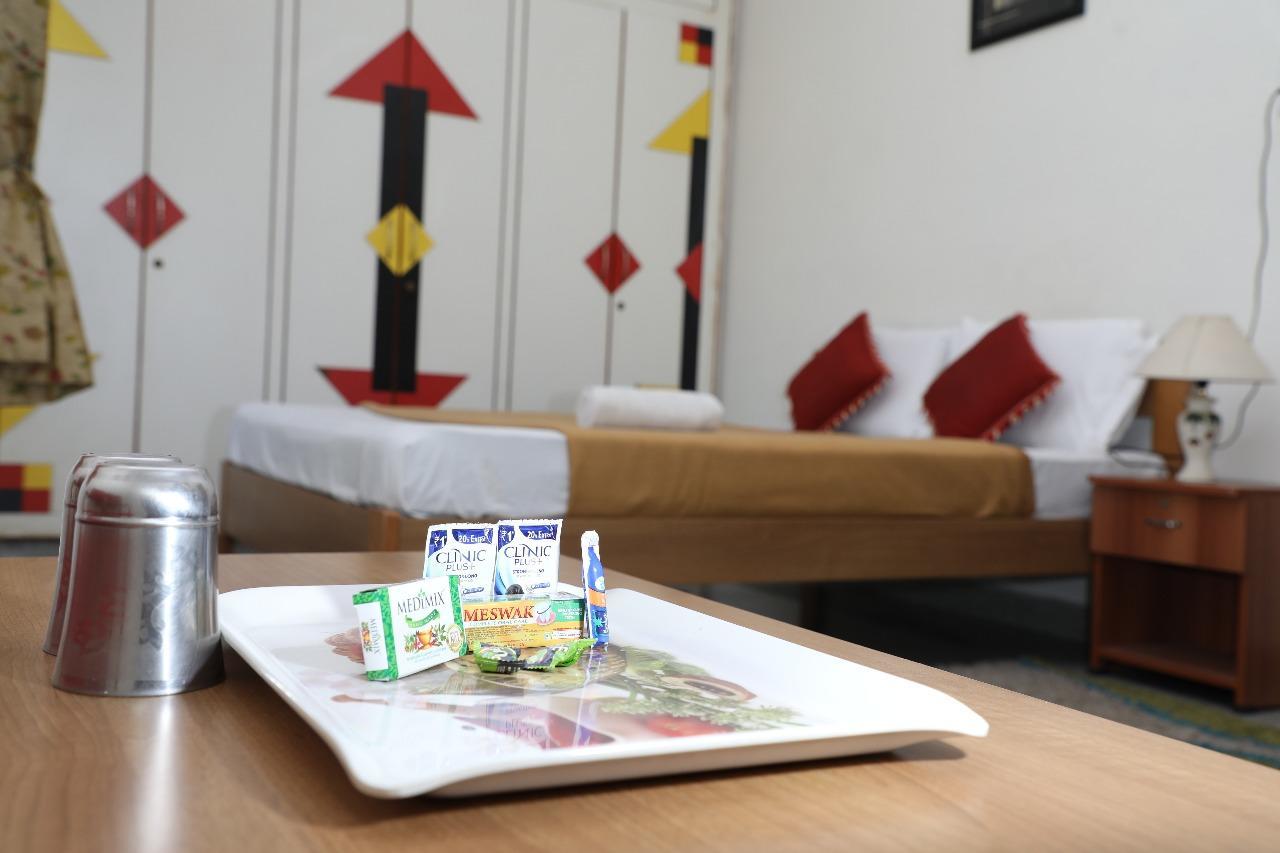 Hotel Queens Comfort Mysore Bagian luar foto