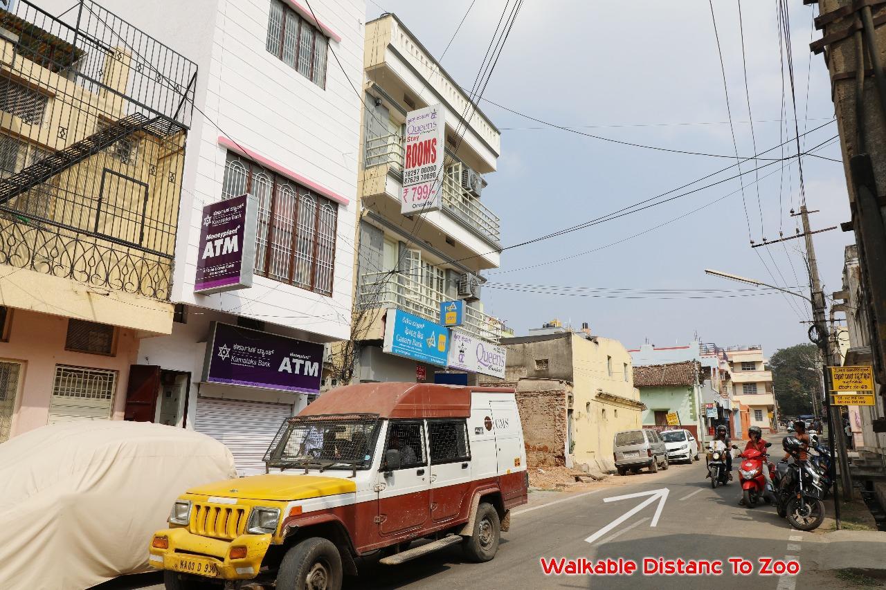 Hotel Queens Comfort Mysore Bagian luar foto