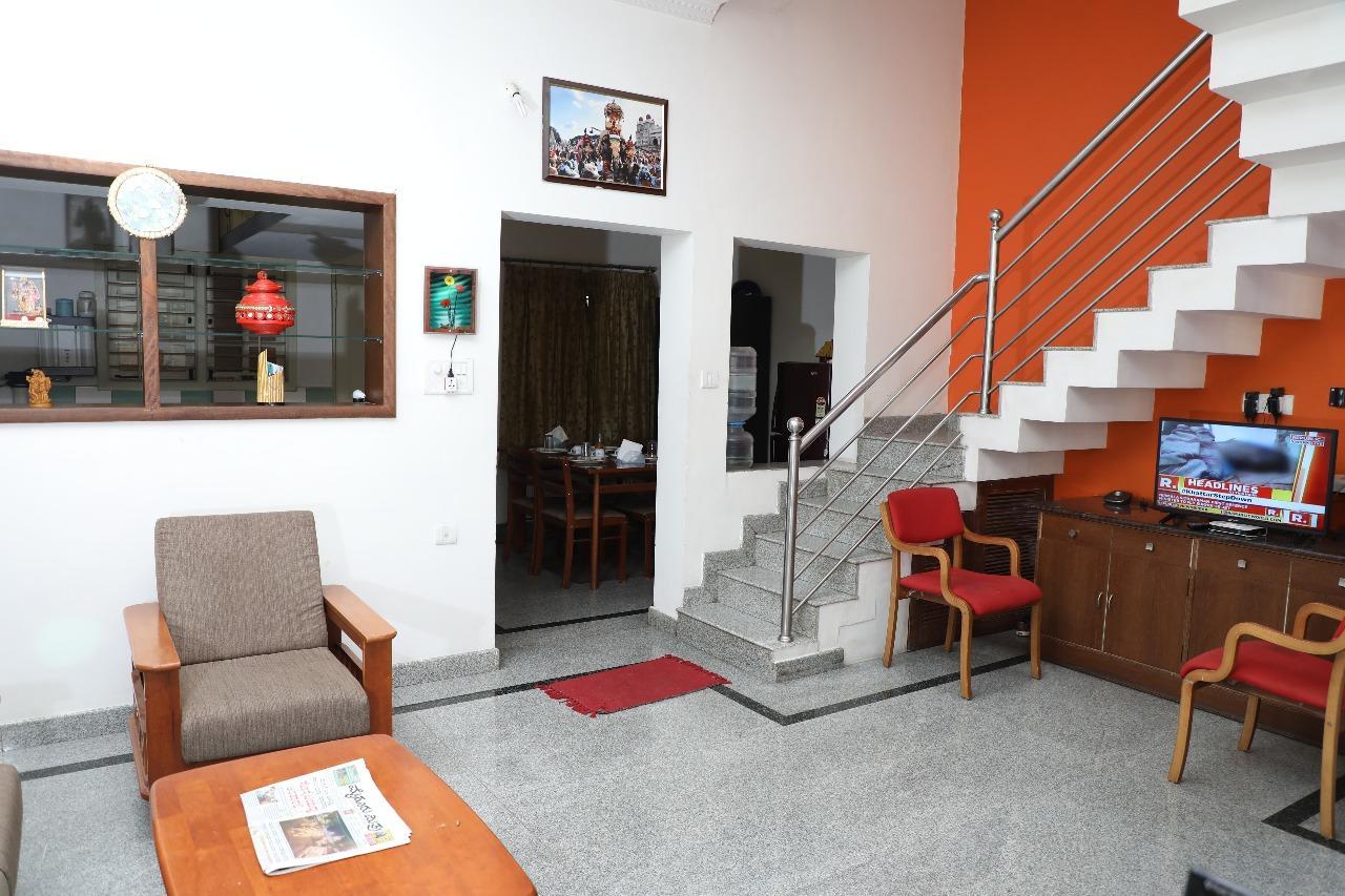 Hotel Queens Comfort Mysore Bagian luar foto